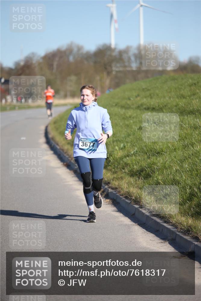 06.04.2025 - 44. Internationalen Wilhelmsburger Insellauf Jannik Wohlers http://msf.ph/oto/7618317 06.04.2025 09:47:16 Laufen 3677 meine-sportfotos.de