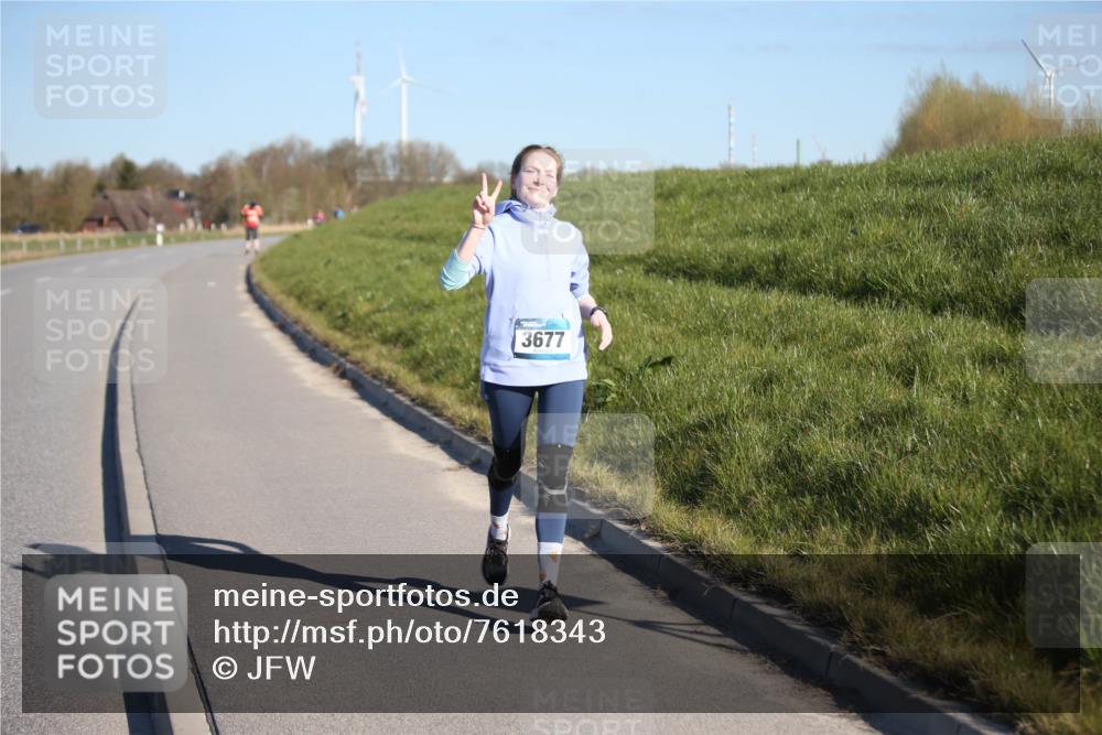 06.04.2025 - 44. Internationalen Wilhelmsburger Insellauf Jannik Wohlers http://msf.ph/oto/7618343 06.04.2025 09:47:19 Laufen 3677 meine-sportfotos.de