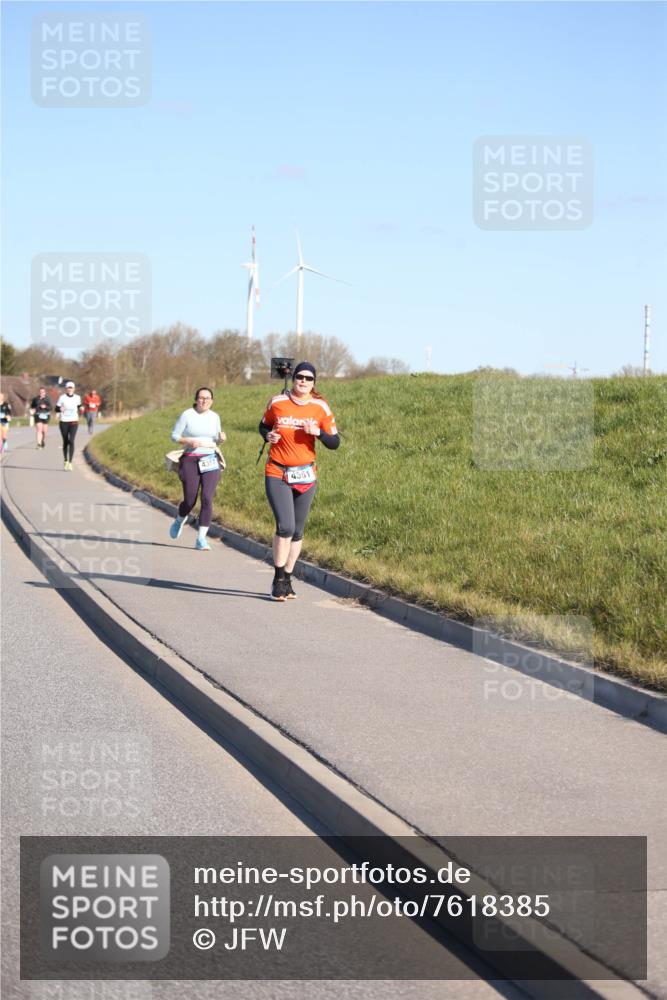 06.04.2025 - 44. Internationalen Wilhelmsburger Insellauf Jannik Wohlers http://msf.ph/oto/7618385 06.04.2025 09:48:17 Laufen 4551 meine-sportfotos.de