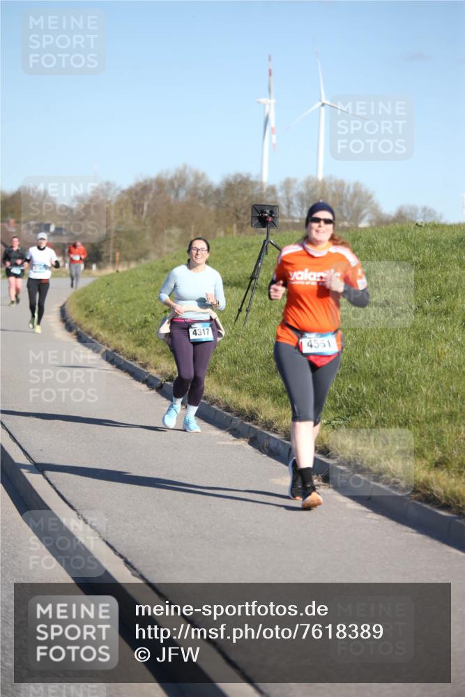 06.04.2025 - 44. Internationalen Wilhelmsburger Insellauf Jannik Wohlers http://msf.ph/oto/7618389 06.04.2025 09:48:18 Laufen 4317, 4551 meine-sportfotos.de
