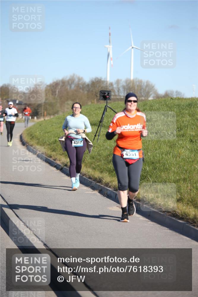 06.04.2025 - 44. Internationalen Wilhelmsburger Insellauf Jannik Wohlers http://msf.ph/oto/7618393 06.04.2025 09:48:18 Laufen 4317, 4551 meine-sportfotos.de