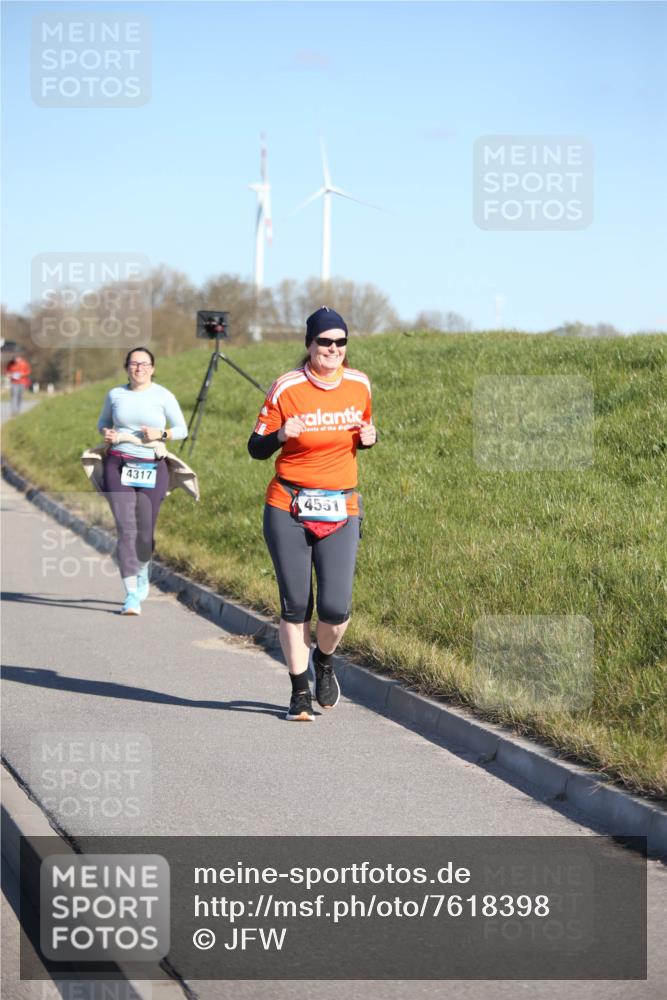 06.04.2025 - 44. Internationalen Wilhelmsburger Insellauf Jannik Wohlers http://msf.ph/oto/7618398 06.04.2025 09:48:19 Laufen 4317, 4551 meine-sportfotos.de