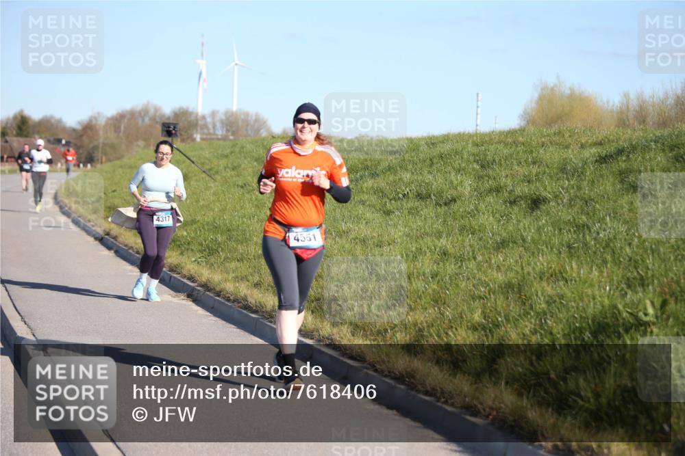 06.04.2025 - 44. Internationalen Wilhelmsburger Insellauf Jannik Wohlers http://msf.ph/oto/7618406 06.04.2025 09:48:20 Laufen 4317, 4551 meine-sportfotos.de