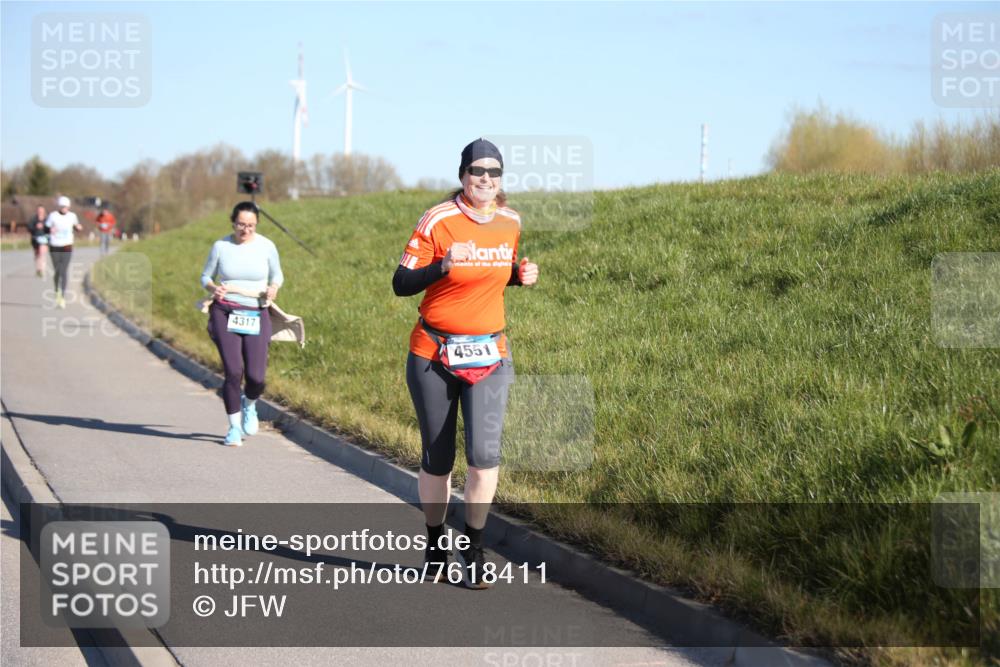 06.04.2025 - 44. Internationalen Wilhelmsburger Insellauf Jannik Wohlers http://msf.ph/oto/7618411 06.04.2025 09:48:21 Laufen 4317, 4551 meine-sportfotos.de