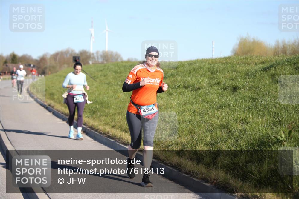 06.04.2025 - 44. Internationalen Wilhelmsburger Insellauf Jannik Wohlers http://msf.ph/oto/7618413 06.04.2025 09:48:21 Laufen 4317, 4551 meine-sportfotos.de