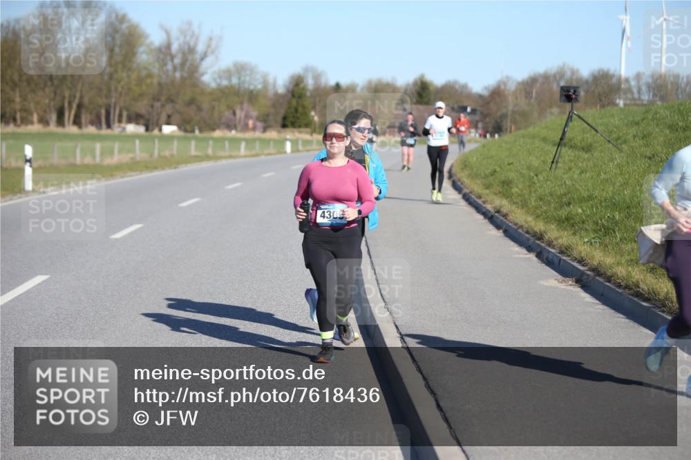 06.04.2025 - 44. Internationalen Wilhelmsburger Insellauf Jannik Wohlers http://msf.ph/oto/7618436 06.04.2025 09:48:23 Laufen 4309 meine-sportfotos.de