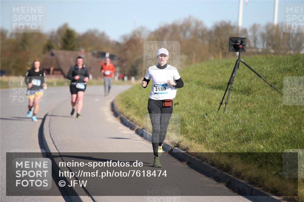 06.04.2025 - 44. Internationalen Wilhelmsburger Insellauf Jannik Wohlers http://msf.ph/oto/7618474 06.04.2025 09:48:27 Laufen 3180 meine-sportfotos.de