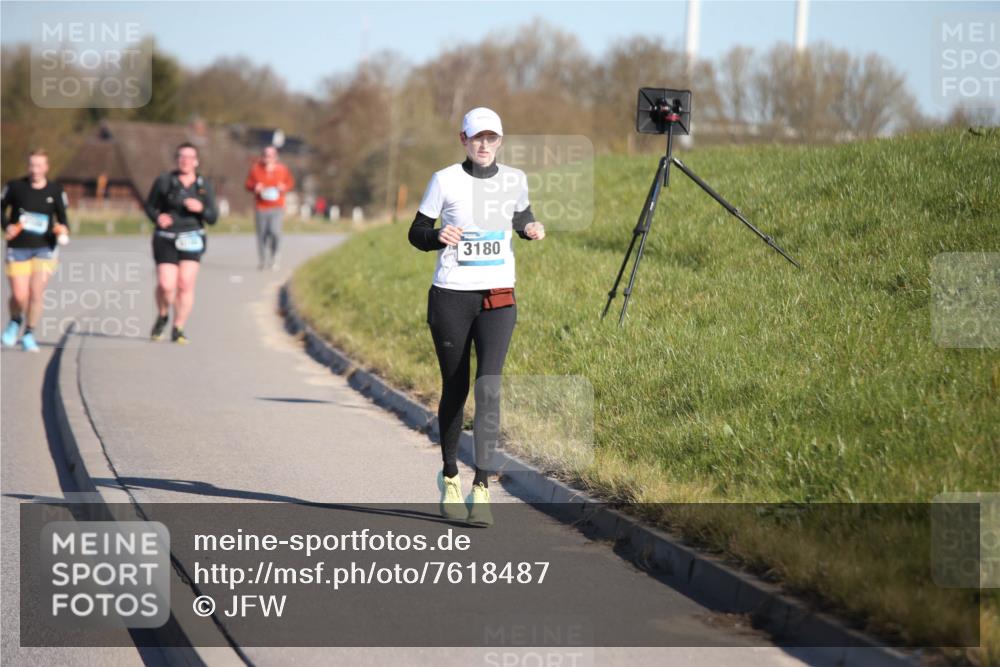 06.04.2025 - 44. Internationalen Wilhelmsburger Insellauf Jannik Wohlers http://msf.ph/oto/7618487 06.04.2025 09:48:28 Laufen 3180 meine-sportfotos.de
