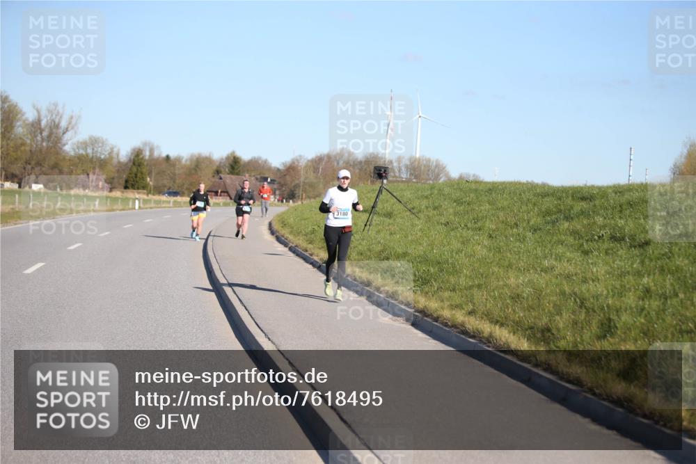 06.04.2025 - 44. Internationalen Wilhelmsburger Insellauf Jannik Wohlers http://msf.ph/oto/7618495 06.04.2025 09:48:29 Laufen 3180 meine-sportfotos.de