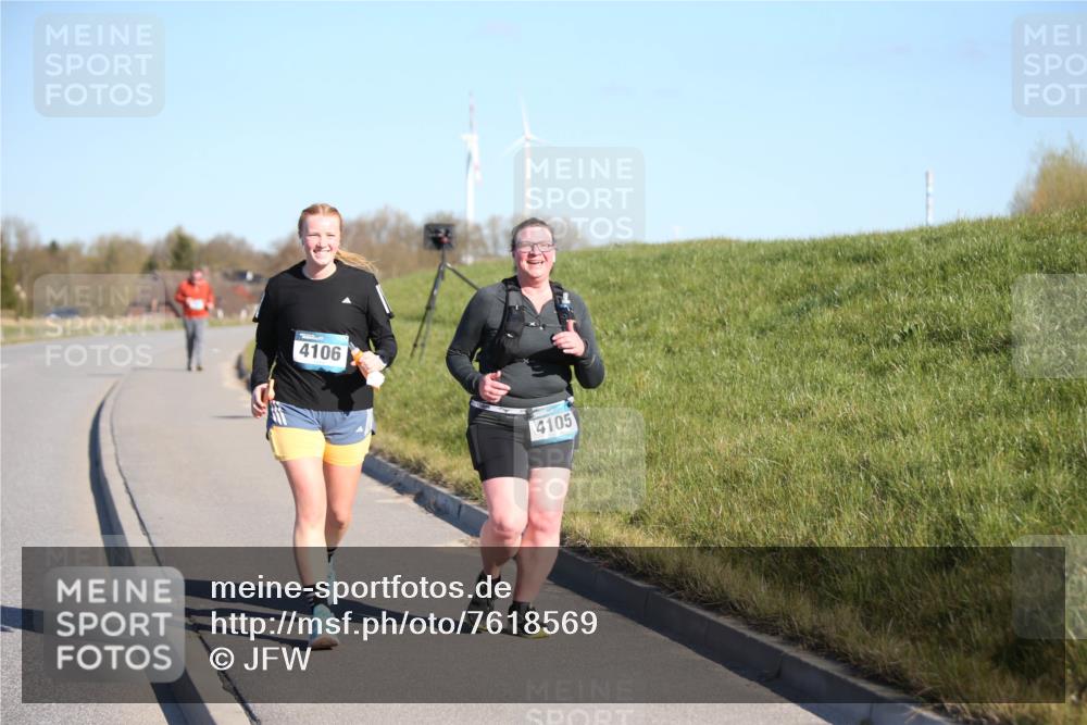 06.04.2025 - 44. Internationalen Wilhelmsburger Insellauf Jannik Wohlers http://msf.ph/oto/7618569 06.04.2025 09:48:40 Laufen 4106, 4105 meine-sportfotos.de