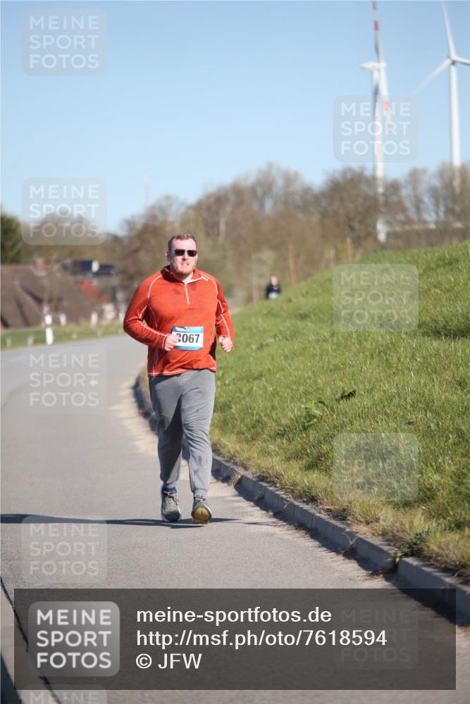 06.04.2025 - 44. Internationalen Wilhelmsburger Insellauf Jannik Wohlers http://msf.ph/oto/7618594 06.04.2025 09:48:48 Laufen 3067 meine-sportfotos.de
