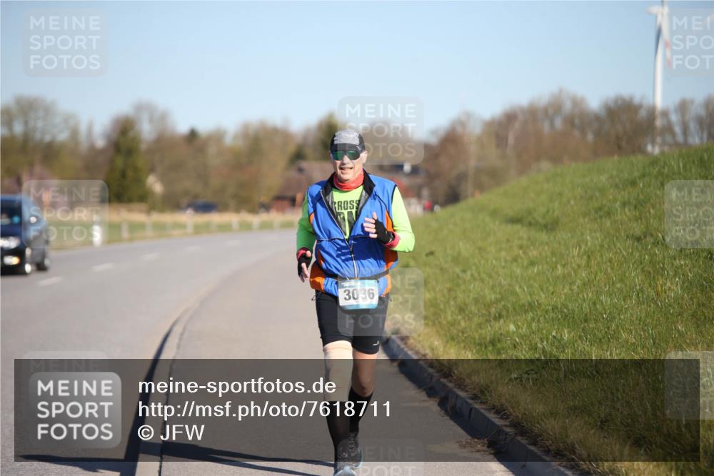06.04.2025 - 44. Internationalen Wilhelmsburger Insellauf Jannik Wohlers http://msf.ph/oto/7618711 06.04.2025 09:49:57 Laufen 3036 meine-sportfotos.de