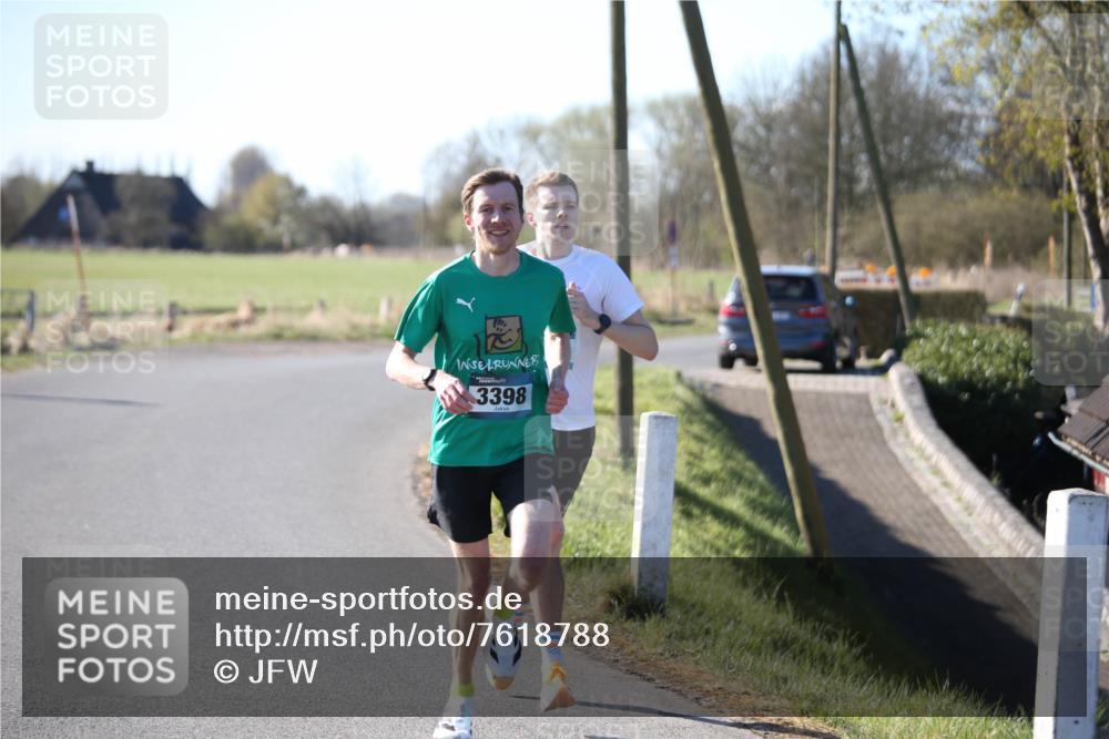 06.04.2025 - 44. Internationalen Wilhelmsburger Insellauf Jannik Wohlers http://msf.ph/oto/7618788 06.04.2025 09:57:01 Laufen 3398 meine-sportfotos.de