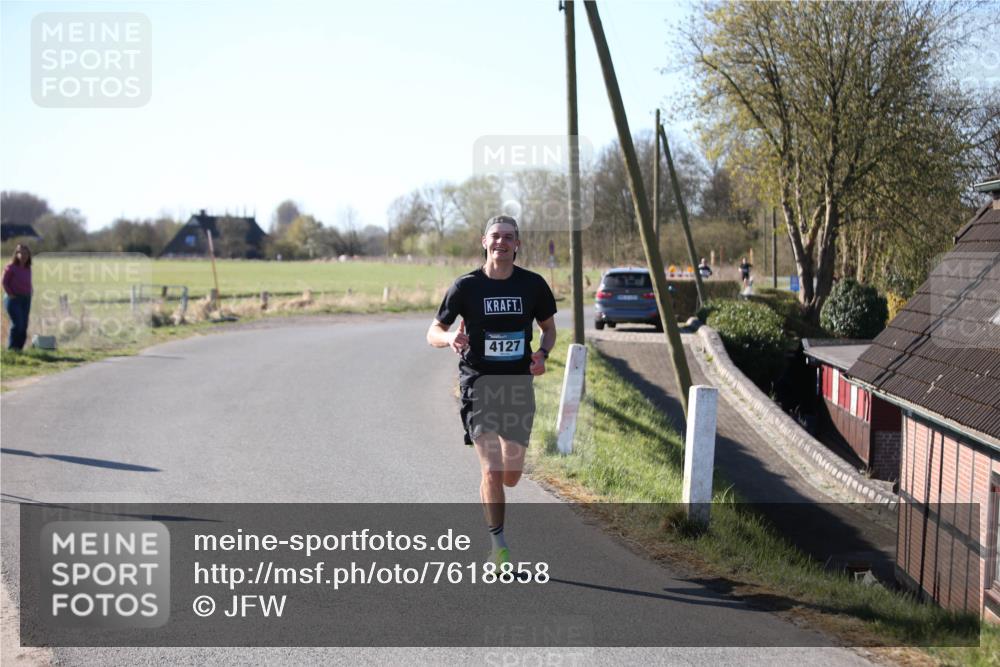 06.04.2025 - 44. Internationalen Wilhelmsburger Insellauf Jannik Wohlers http://msf.ph/oto/7618858 06.04.2025 09:57:36 Laufen 4127, 14444 meine-sportfotos.de