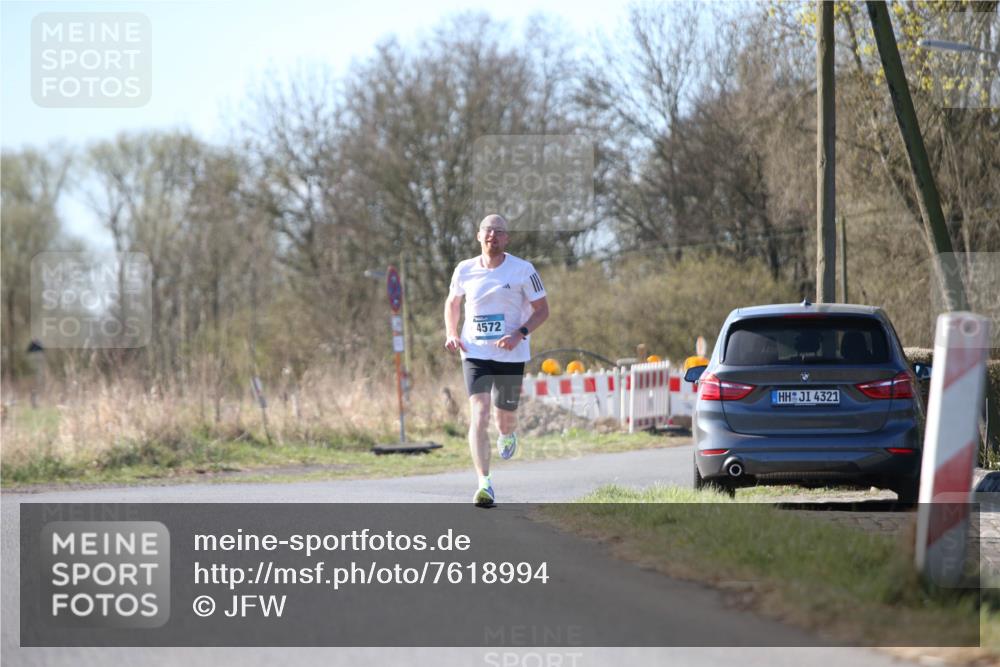 06.04.2025 - 44. Internationalen Wilhelmsburger Insellauf Jannik Wohlers http://msf.ph/oto/7618994 06.04.2025 09:59:54 Laufen 4572, 4321 meine-sportfotos.de