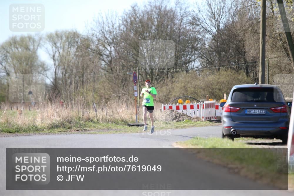 06.04.2025 - 44. Internationalen Wilhelmsburger Insellauf Jannik Wohlers http://msf.ph/oto/7619049 06.04.2025 10:00:12 Laufen 3184, 4321 meine-sportfotos.de