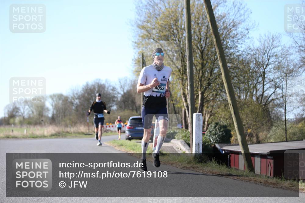 06.04.2025 - 44. Internationalen Wilhelmsburger Insellauf Jannik Wohlers http://msf.ph/oto/7619108 06.04.2025 10:00:33 Laufen 4052 meine-sportfotos.de