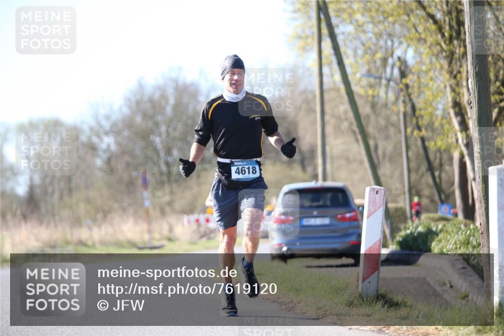 06.04.2025 - 44. Internationalen Wilhelmsburger Insellauf Jannik Wohlers http://msf.ph/oto/7619120 06.04.2025 10:00:35 Laufen 4618 meine-sportfotos.de