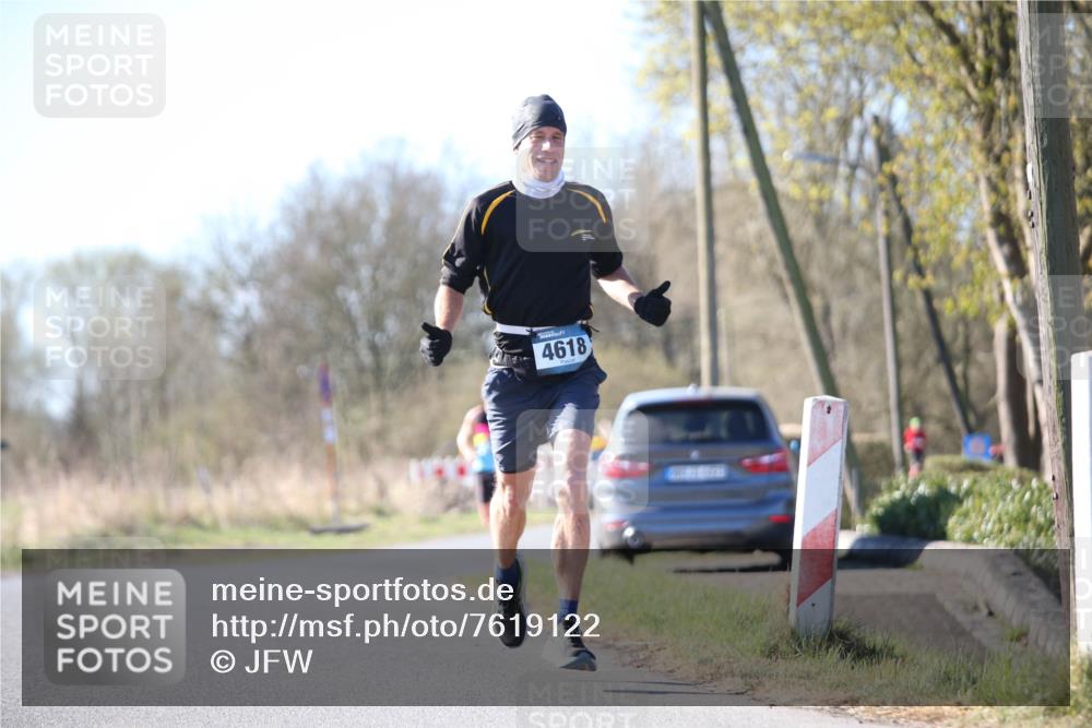 06.04.2025 - 44. Internationalen Wilhelmsburger Insellauf Jannik Wohlers http://msf.ph/oto/7619122 06.04.2025 10:00:35 Laufen 4618 meine-sportfotos.de