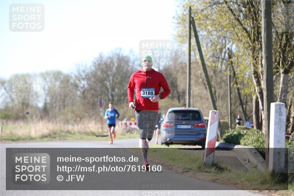 06.04.2025 - 44. Internationalen Wilhelmsburger Insellauf Jannik Wohlers http://msf.ph/oto/7619160 06.04.2025 10:01:05 Laufen 3189 meine-sportfotos.de
