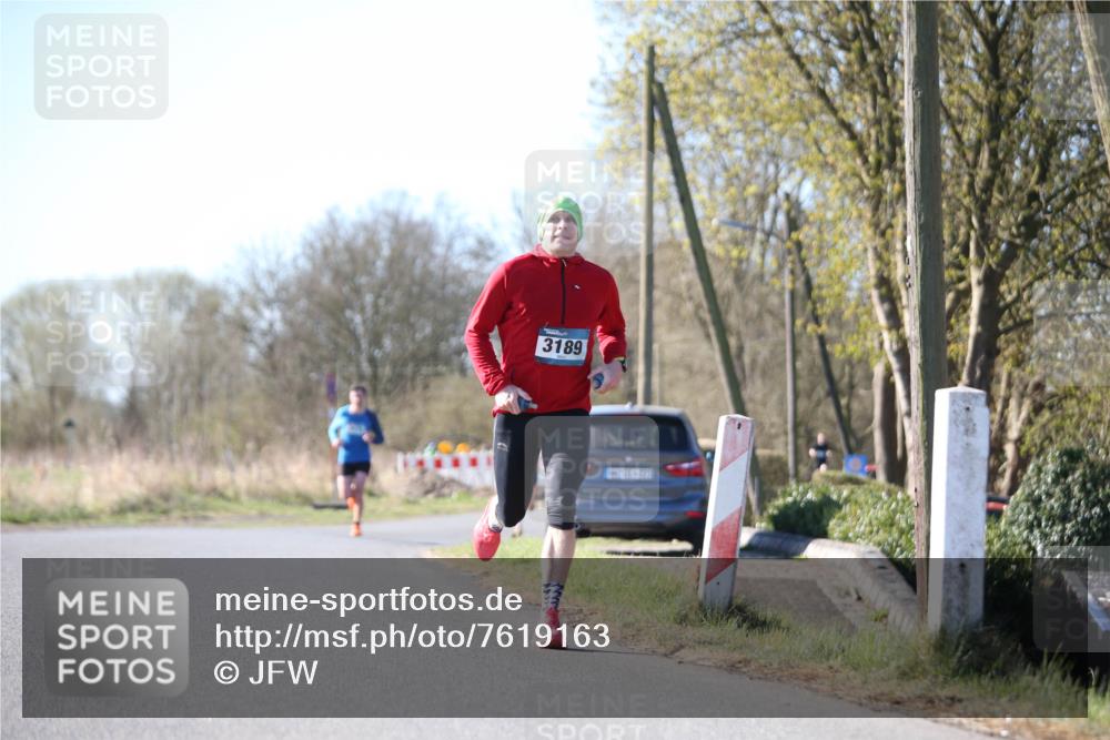 06.04.2025 - 44. Internationalen Wilhelmsburger Insellauf Jannik Wohlers http://msf.ph/oto/7619163 06.04.2025 10:01:05 Laufen 3189 meine-sportfotos.de