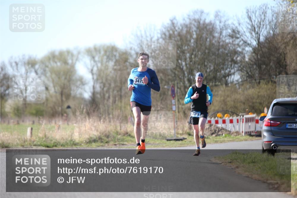 06.04.2025 - 44. Internationalen Wilhelmsburger Insellauf Jannik Wohlers http://msf.ph/oto/7619170 06.04.2025 10:01:10 Laufen 3475, 3399 meine-sportfotos.de