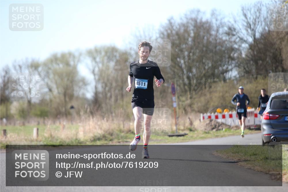 06.04.2025 - 44. Internationalen Wilhelmsburger Insellauf Jannik Wohlers http://msf.ph/oto/7619209 06.04.2025 10:01:28 Laufen 4511 meine-sportfotos.de