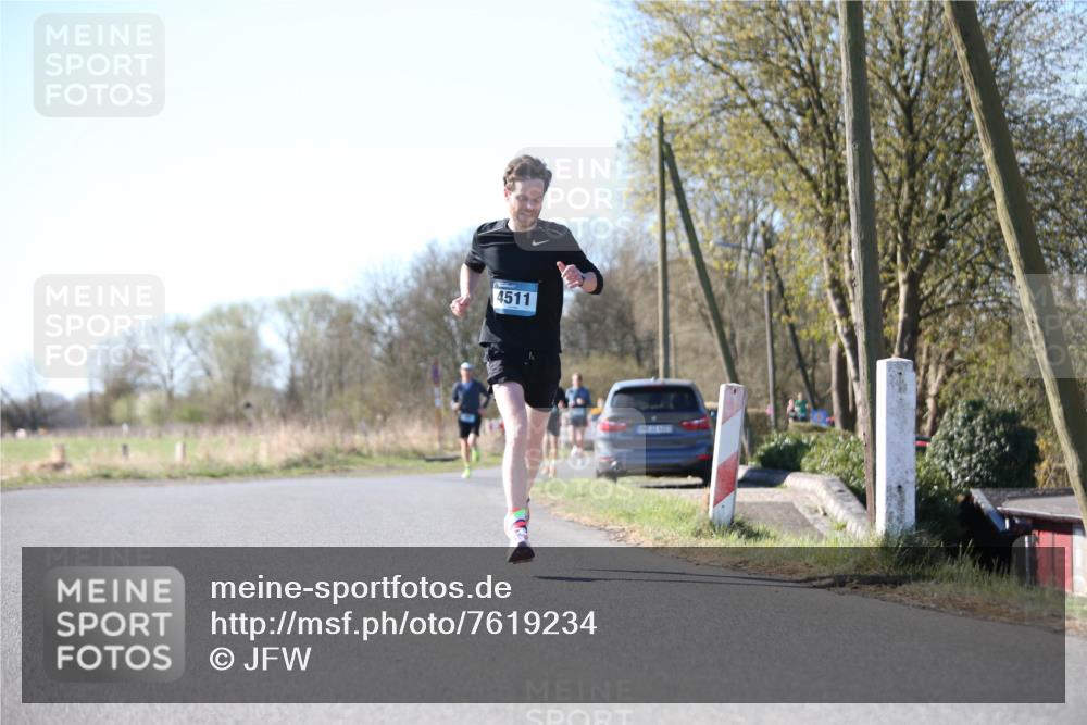 06.04.2025 - 44. Internationalen Wilhelmsburger Insellauf Jannik Wohlers http://msf.ph/oto/7619234 06.04.2025 10:01:31 Laufen 4511 meine-sportfotos.de