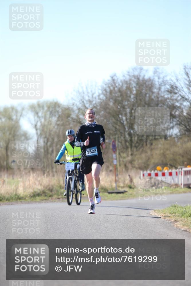 06.04.2025 - 44. Internationalen Wilhelmsburger Insellauf Jannik Wohlers http://msf.ph/oto/7619299 06.04.2025 10:01:43 Laufen 1, 3522 meine-sportfotos.de