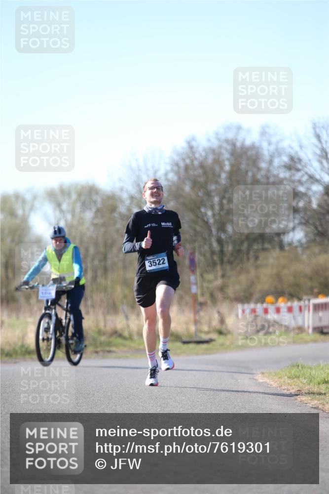 06.04.2025 - 44. Internationalen Wilhelmsburger Insellauf Jannik Wohlers http://msf.ph/oto/7619301 06.04.2025 10:01:44 Laufen 1, 3522 meine-sportfotos.de