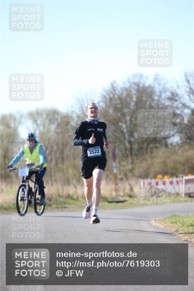 06.04.2025 - 44. Internationalen Wilhelmsburger Insellauf Jannik Wohlers http://msf.ph/oto/7619303 06.04.2025 10:01:44 Laufen 1, 3522 meine-sportfotos.de