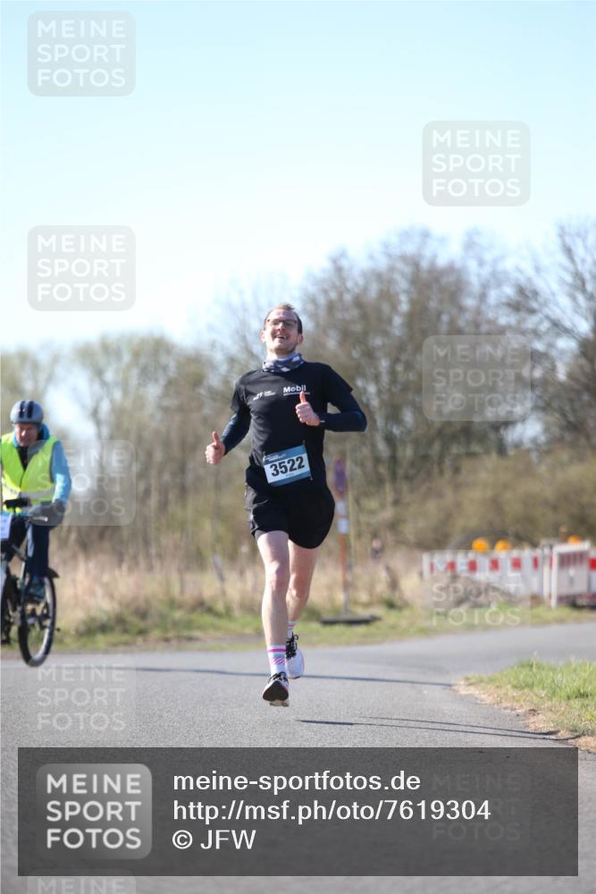 06.04.2025 - 44. Internationalen Wilhelmsburger Insellauf Jannik Wohlers http://msf.ph/oto/7619304 06.04.2025 10:01:44 Laufen 3522 meine-sportfotos.de