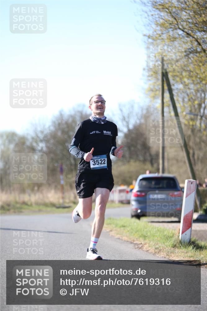 06.04.2025 - 44. Internationalen Wilhelmsburger Insellauf Jannik Wohlers http://msf.ph/oto/7619316 06.04.2025 10:01:46 Laufen 3522 meine-sportfotos.de