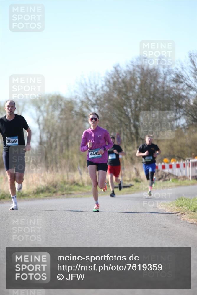 06.04.2025 - 44. Internationalen Wilhelmsburger Insellauf Jannik Wohlers http://msf.ph/oto/7619359 06.04.2025 10:02:00 Laufen 3059, 4492 meine-sportfotos.de
