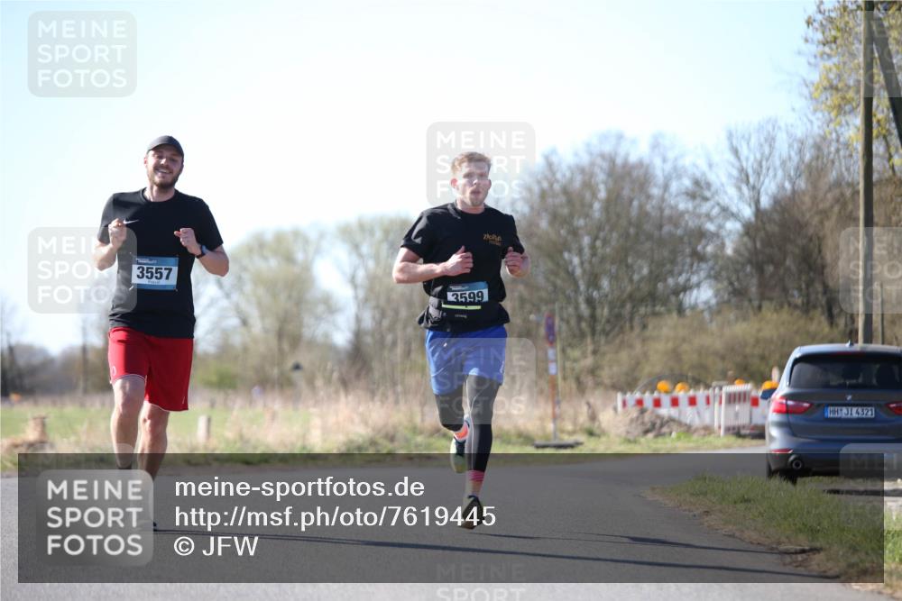 06.04.2025 - 44. Internationalen Wilhelmsburger Insellauf Jannik Wohlers http://msf.ph/oto/7619445 06.04.2025 10:02:07 Laufen 3557, 3599, 4321 meine-sportfotos.de