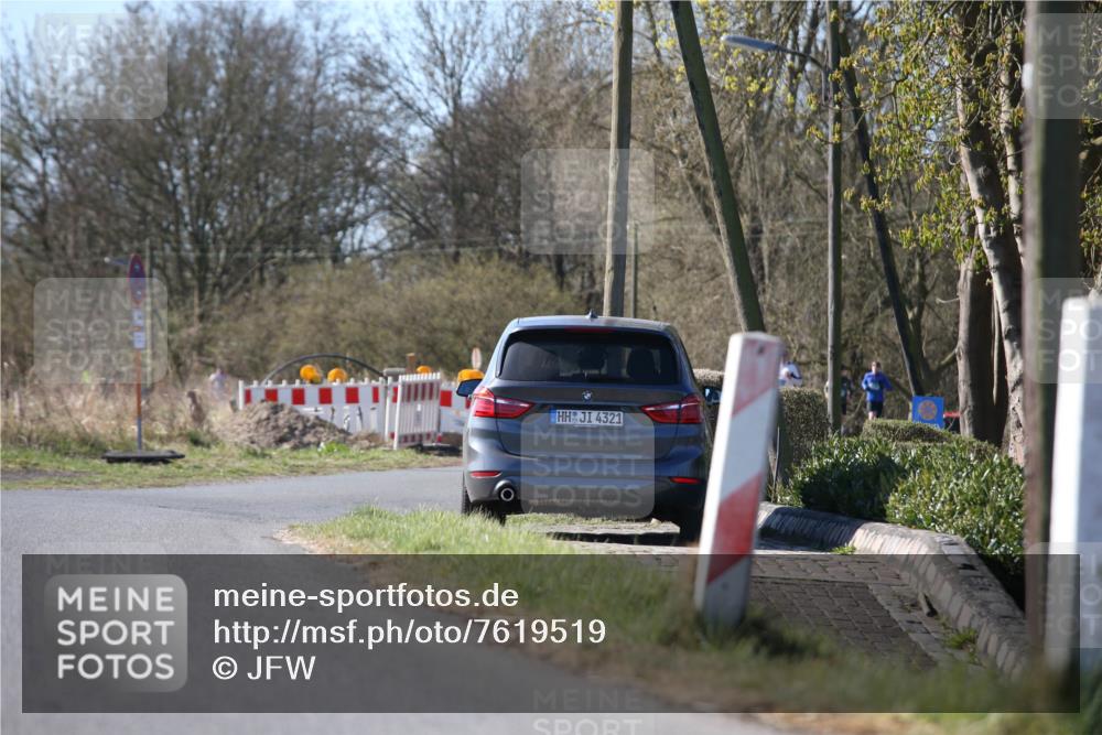 06.04.2025 - 44. Internationalen Wilhelmsburger Insellauf Jannik Wohlers http://msf.ph/oto/7619519 06.04.2025 10:02:46 Laufen 4321 meine-sportfotos.de