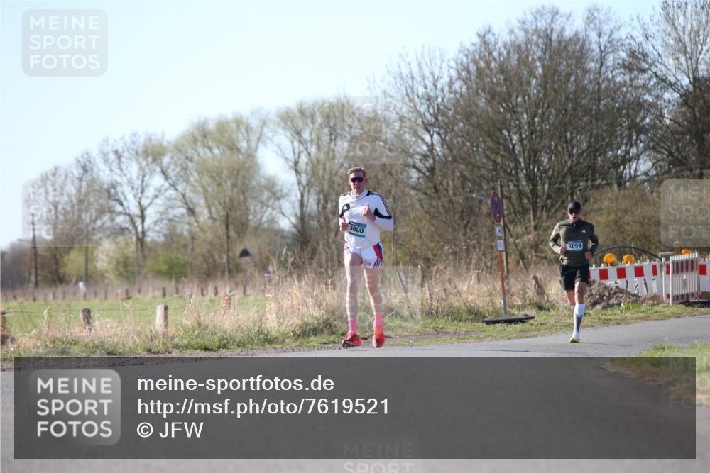 06.04.2025 - 44. Internationalen Wilhelmsburger Insellauf Jannik Wohlers http://msf.ph/oto/7619521 06.04.2025 10:03:04 Laufen 3600, 4059 meine-sportfotos.de