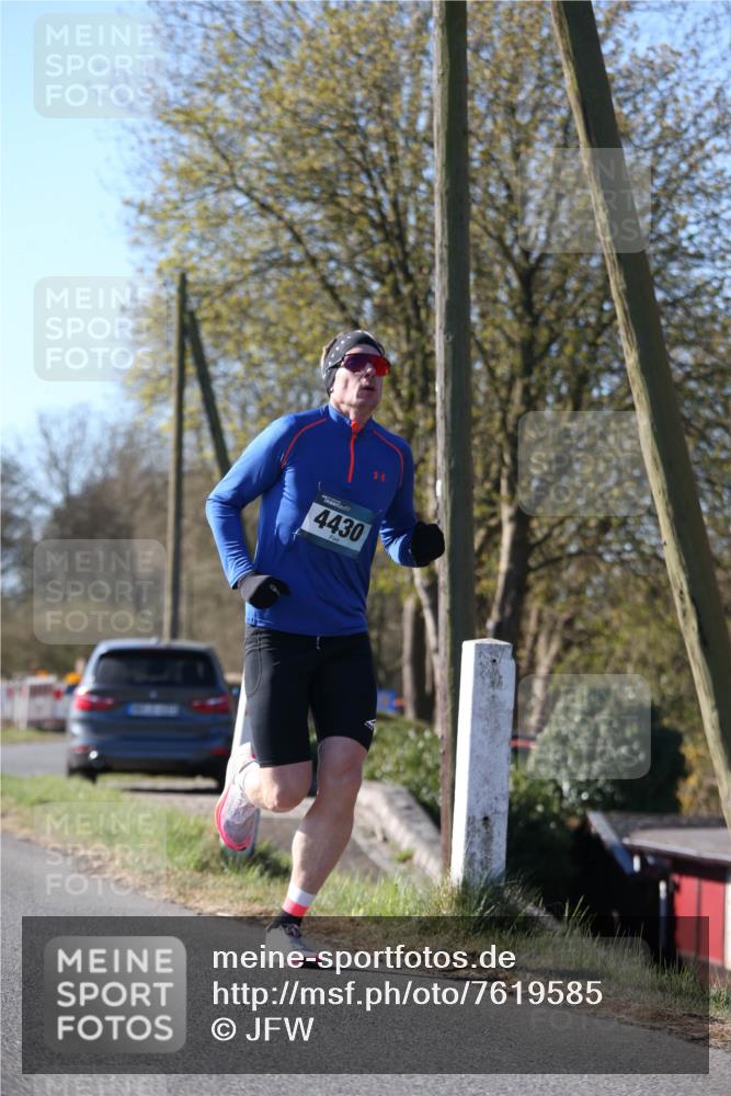 06.04.2025 - 44. Internationalen Wilhelmsburger Insellauf Jannik Wohlers http://msf.ph/oto/7619585 06.04.2025 10:03:15 Laufen 4430 meine-sportfotos.de