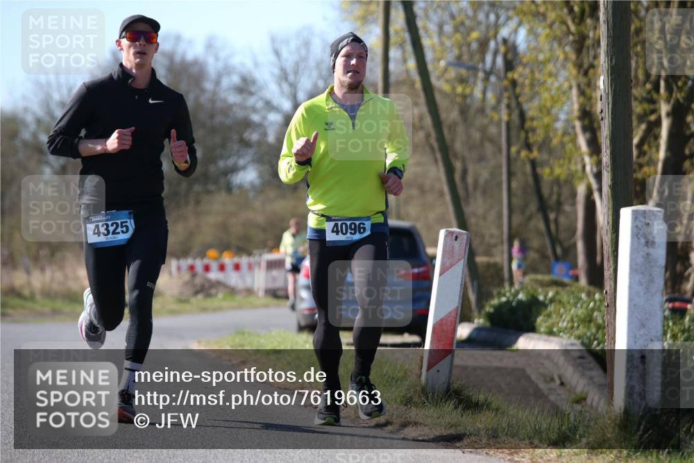 06.04.2025 - 44. Internationalen Wilhelmsburger Insellauf Jannik Wohlers http://msf.ph/oto/7619663 06.04.2025 10:03:36 Laufen 4325, 100, 4096 meine-sportfotos.de