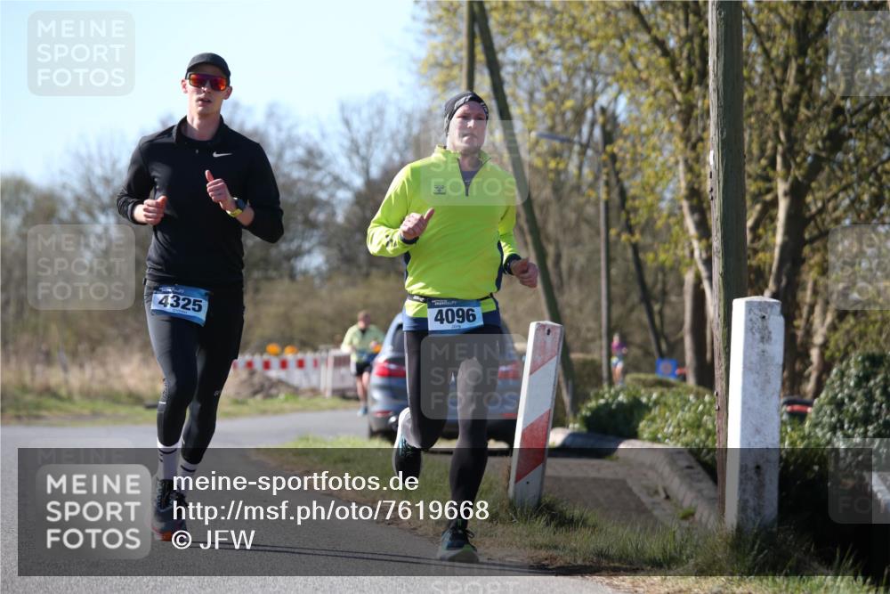 06.04.2025 - 44. Internationalen Wilhelmsburger Insellauf Jannik Wohlers http://msf.ph/oto/7619668 06.04.2025 10:03:36 Laufen 4325, 4096 meine-sportfotos.de