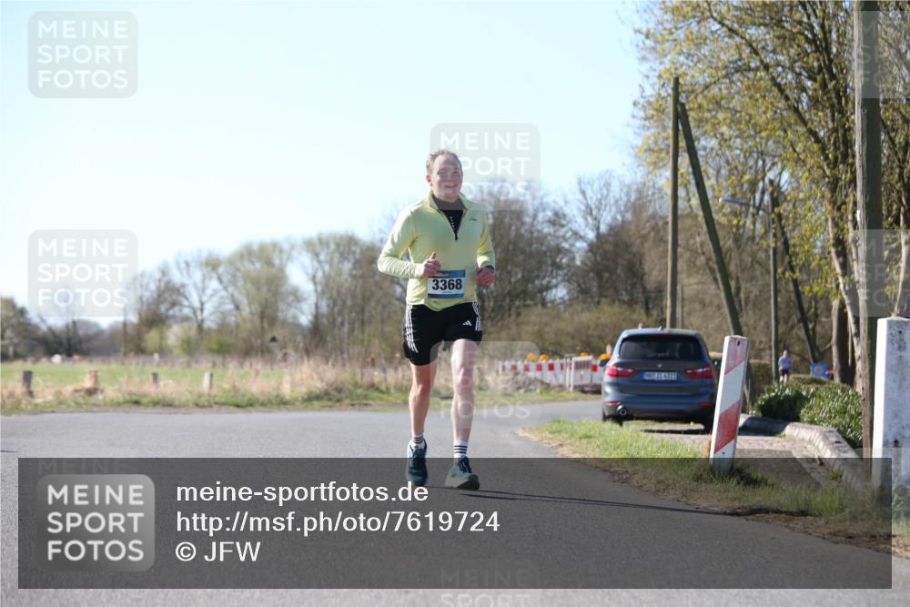 06.04.2025 - 44. Internationalen Wilhelmsburger Insellauf Jannik Wohlers http://msf.ph/oto/7619724 06.04.2025 10:03:49 Laufen 3368, 31, 4321 meine-sportfotos.de