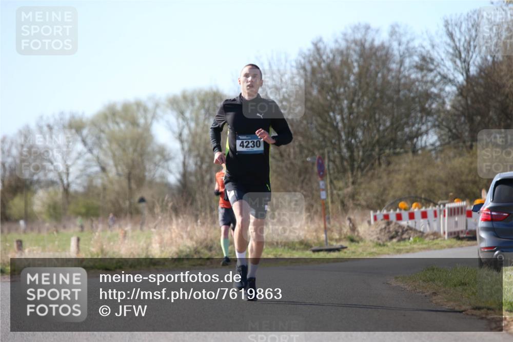 06.04.2025 - 44. Internationalen Wilhelmsburger Insellauf Jannik Wohlers http://msf.ph/oto/7619863 06.04.2025 10:04:33 Laufen 4230 meine-sportfotos.de