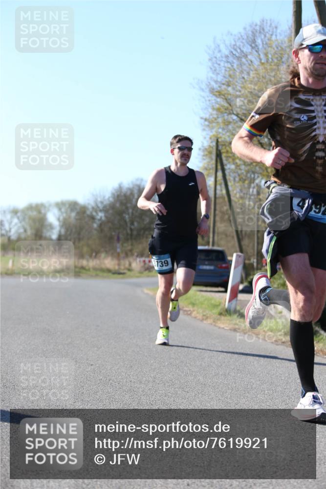 06.04.2025 - 44. Internationalen Wilhelmsburger Insellauf Jannik Wohlers http://msf.ph/oto/7619921 06.04.2025 10:04:52 Laufen 3739, 49 meine-sportfotos.de