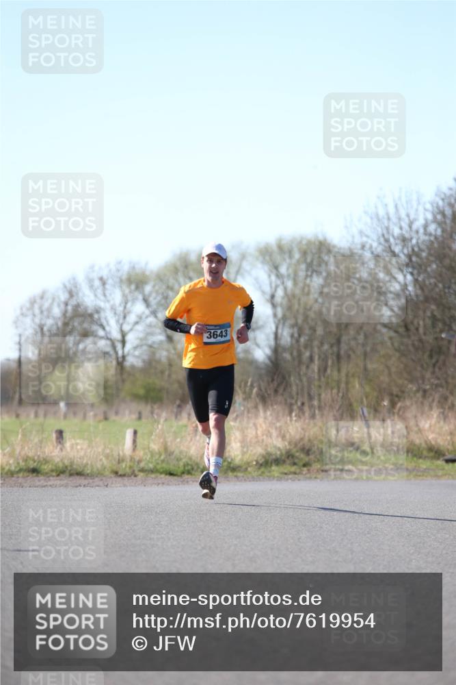 06.04.2025 - 44. Internationalen Wilhelmsburger Insellauf Jannik Wohlers http://msf.ph/oto/7619954 06.04.2025 10:05:07 Laufen 3643 meine-sportfotos.de