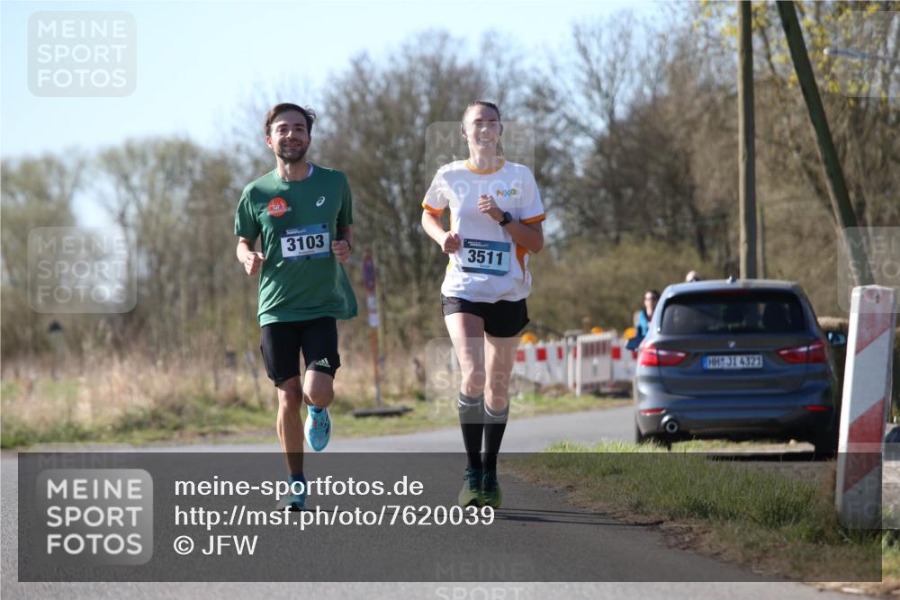 06.04.2025 - 44. Internationalen Wilhelmsburger Insellauf Jannik Wohlers http://msf.ph/oto/7620039 06.04.2025 10:05:27 Laufen 3103, 3511, 31, 4321 meine-sportfotos.de