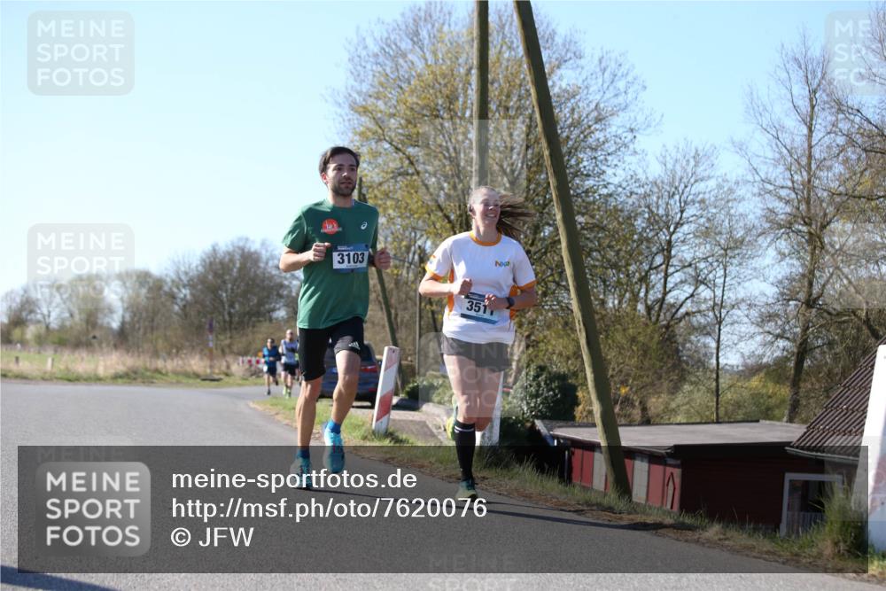 06.04.2025 - 44. Internationalen Wilhelmsburger Insellauf Jannik Wohlers http://msf.ph/oto/7620076 06.04.2025 10:05:30 Laufen 3103, 351 meine-sportfotos.de