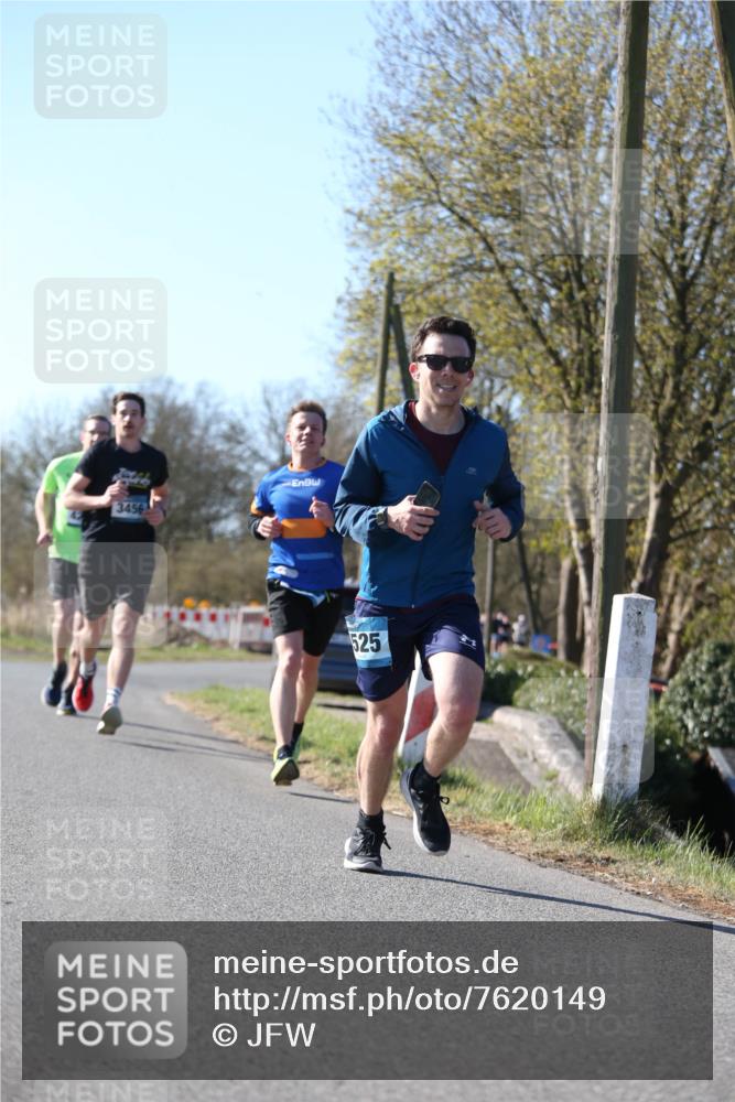 06.04.2025 - 44. Internationalen Wilhelmsburger Insellauf Jannik Wohlers http://msf.ph/oto/7620149 06.04.2025 10:05:41 Laufen 3456, 525 meine-sportfotos.de