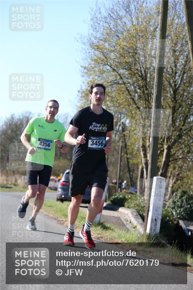 06.04.2025 - 44. Internationalen Wilhelmsburger Insellauf Jannik Wohlers http://msf.ph/oto/7620179 06.04.2025 10:05:43 Laufen 4256, 3456 meine-sportfotos.de