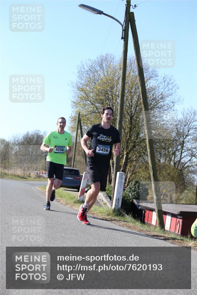 06.04.2025 - 44. Internationalen Wilhelmsburger Insellauf Jannik Wohlers http://msf.ph/oto/7620193 06.04.2025 10:05:44 Laufen 4256, 3456 meine-sportfotos.de