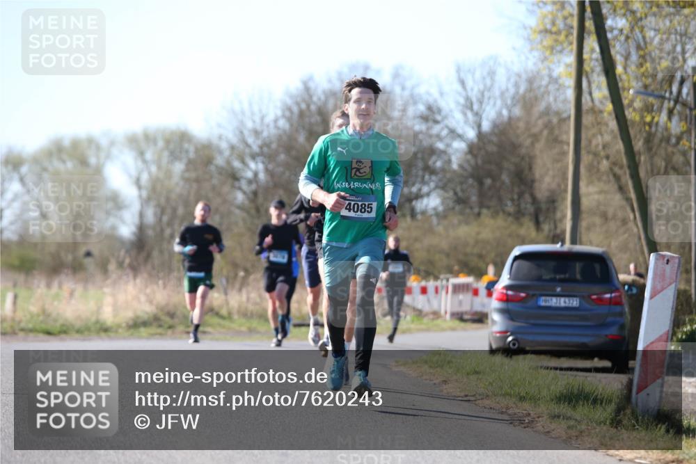 06.04.2025 - 44. Internationalen Wilhelmsburger Insellauf Jannik Wohlers http://msf.ph/oto/7620243 06.04.2025 10:06:03 Laufen 4085 meine-sportfotos.de